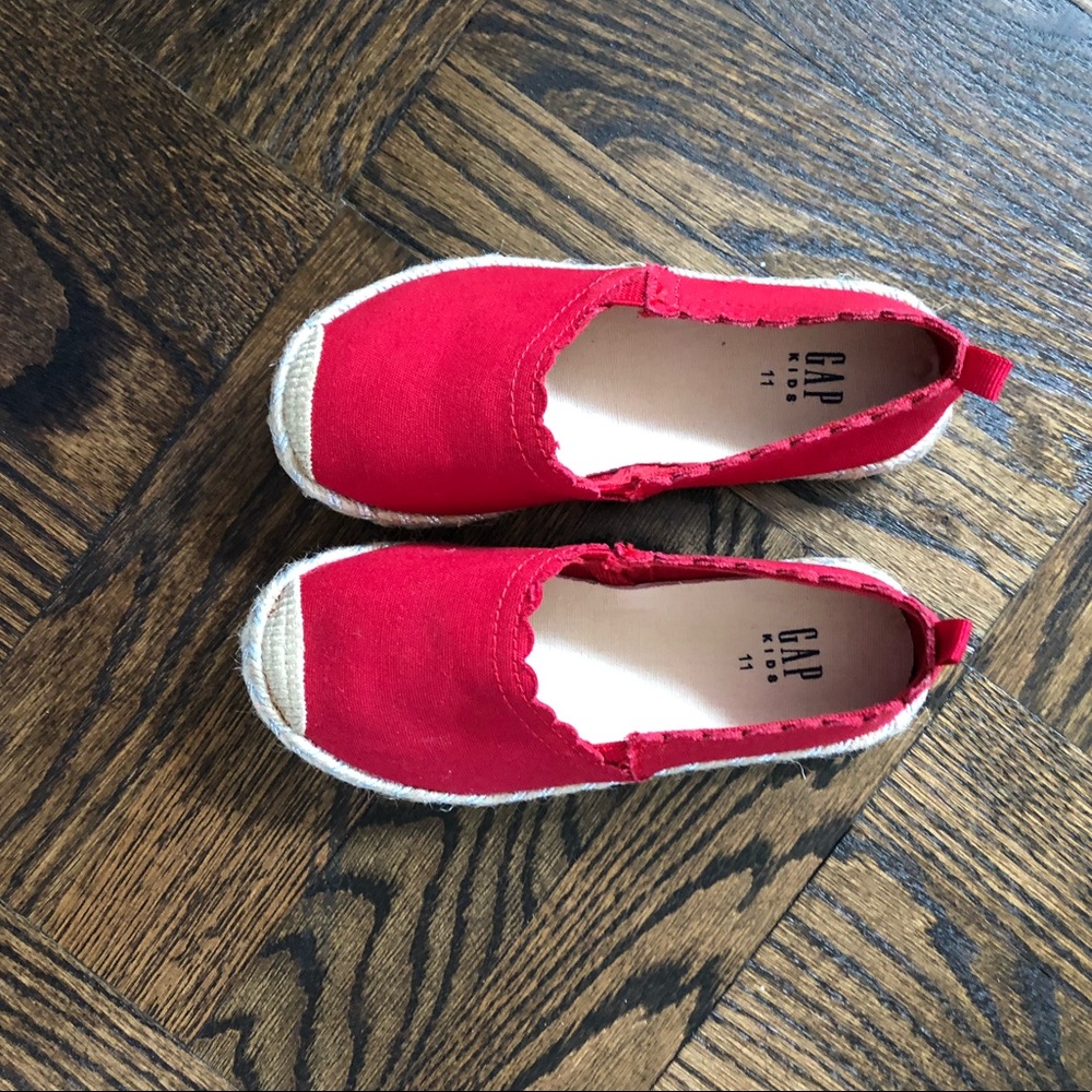 FINAL SALE🔥 NWOT RED GAP ESPADRILLE SIZE 11